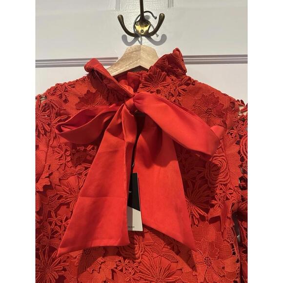 Tuckernuck Faye Red Guipure Lace Ruffle Tie Neck Top NWT Extra Small XS Sold Out - Picture 3 of 5